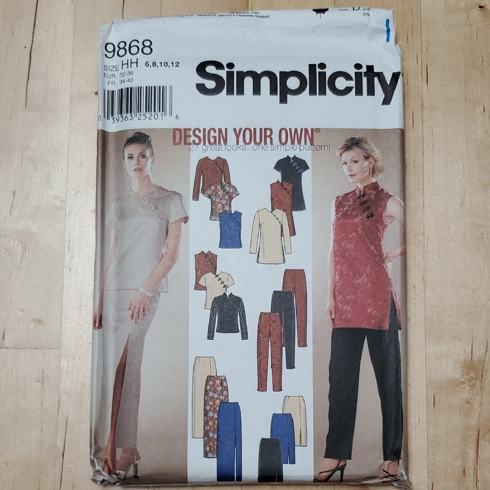 Simplicity Women's Pattern 9868 - Sizes 6, 8, 10, 12 - NWT